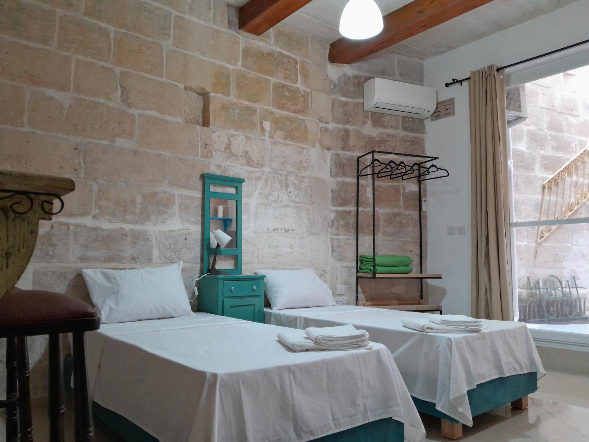 Limestone Suites Sliema Exterior photo